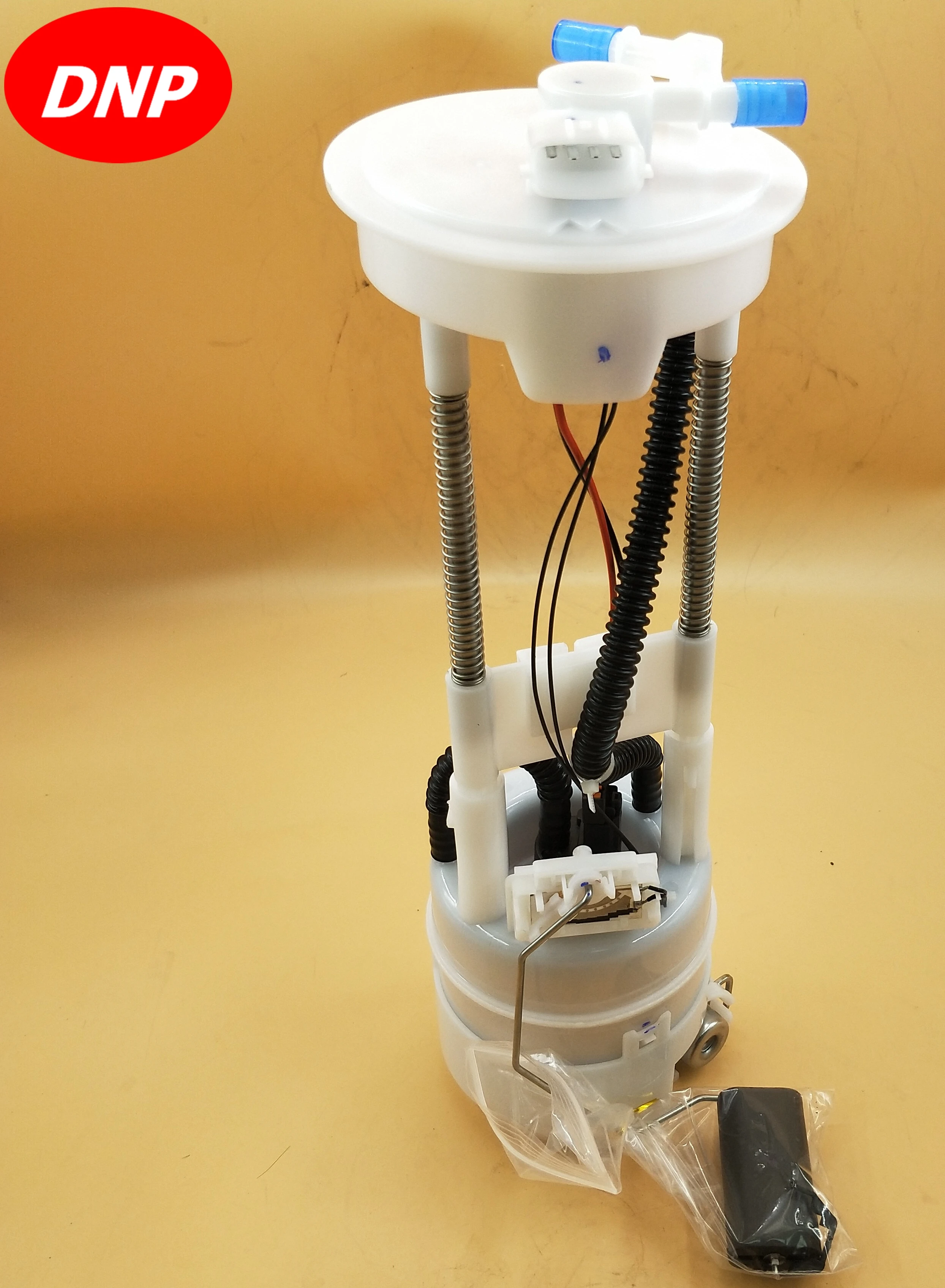 Японский автомобильный топливный насос DNP в сборе подходит для пикапа Nissan NAVARA 17040