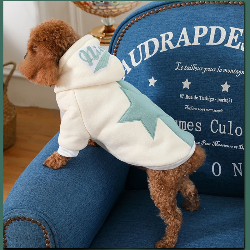 Теплая одежда для собак зимняя кошек пальто с капюшоном щенков толстая питомцев