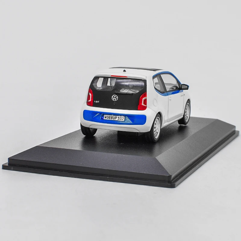 Высокая тщательная 1:43 Volkswagen UP модель автомобиля из сплава статическая