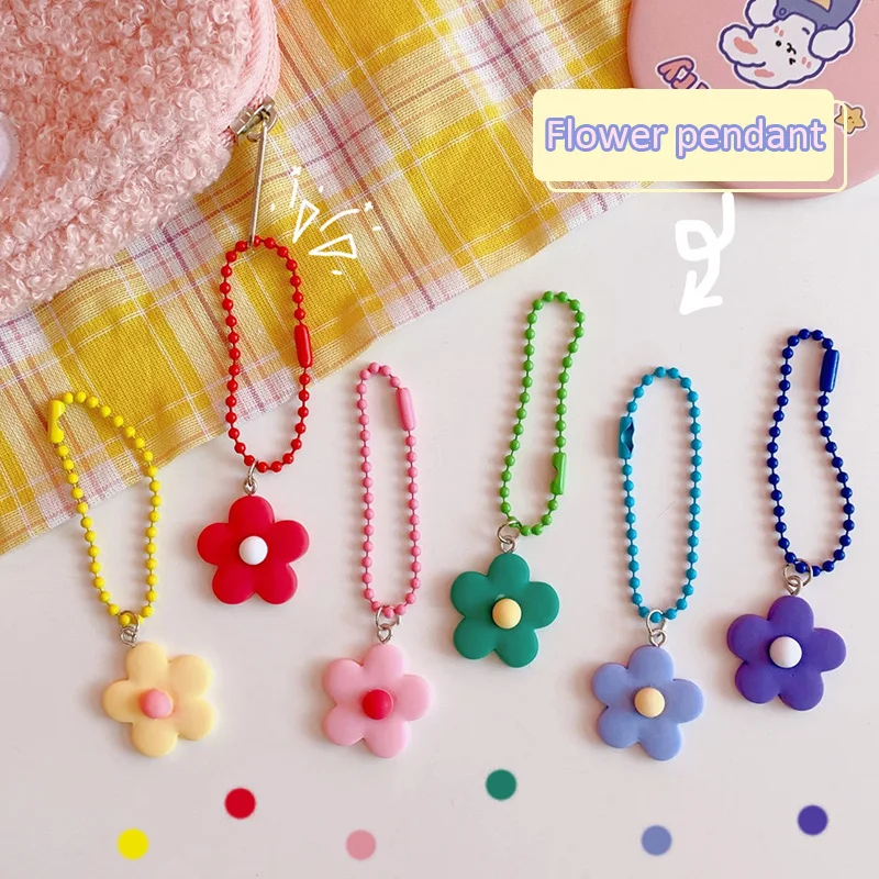 

1 PC Kawaii Candy Color Small Flower Design Keychain Student Cute Bag Pendant Keychain Car Key Chain Accessories