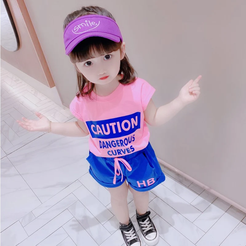 

1y-4y Baby Girl Clothes Letter Printed Summer Short-sleeved Suit (Top T-shirt + Solid Color Shorts + Decorative Rope)