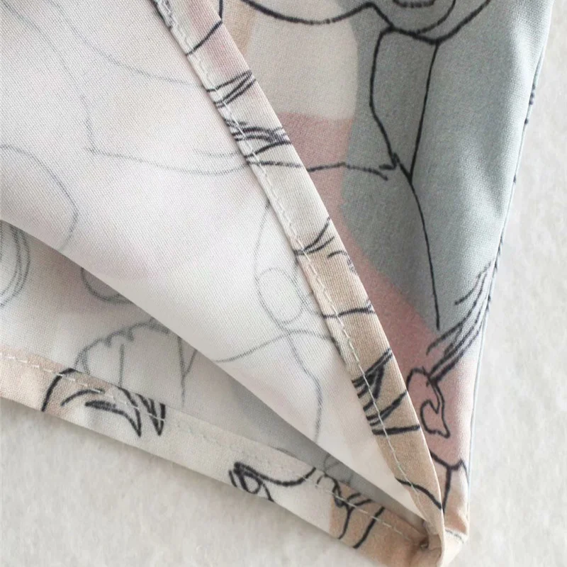 

Turn-down Collar Butterfly Short Sleeve Corp Blouses Women Funny Print Loose Fitting Shirts 2021 Summer Japan Style Casual Tops