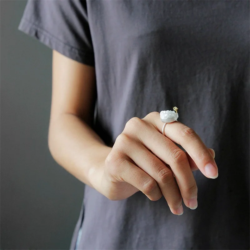 Женское Обручальное кольцо из серебра 925 пробы с натуральным кристаллом |