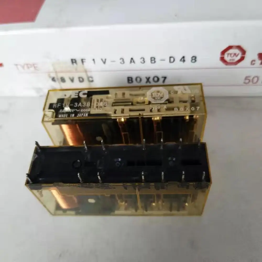 ФЛУОРЕСЦЕНТНОЕ реле безопасности 6 А 250 В переменного тока 48 постоянного 14