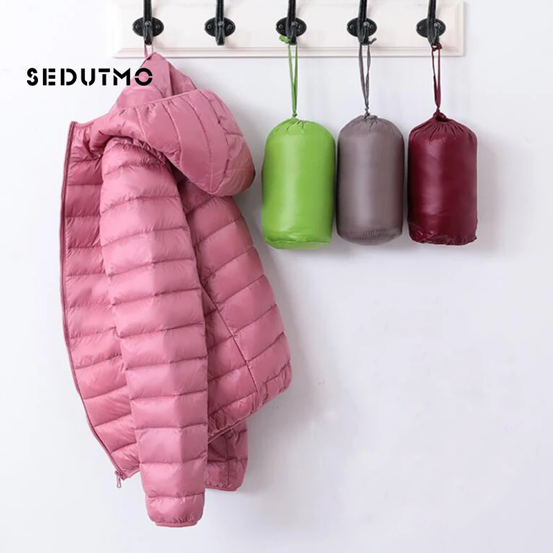 

Женская зимняя куртка на утином пуху, с капюшоном, размеры до 4XL