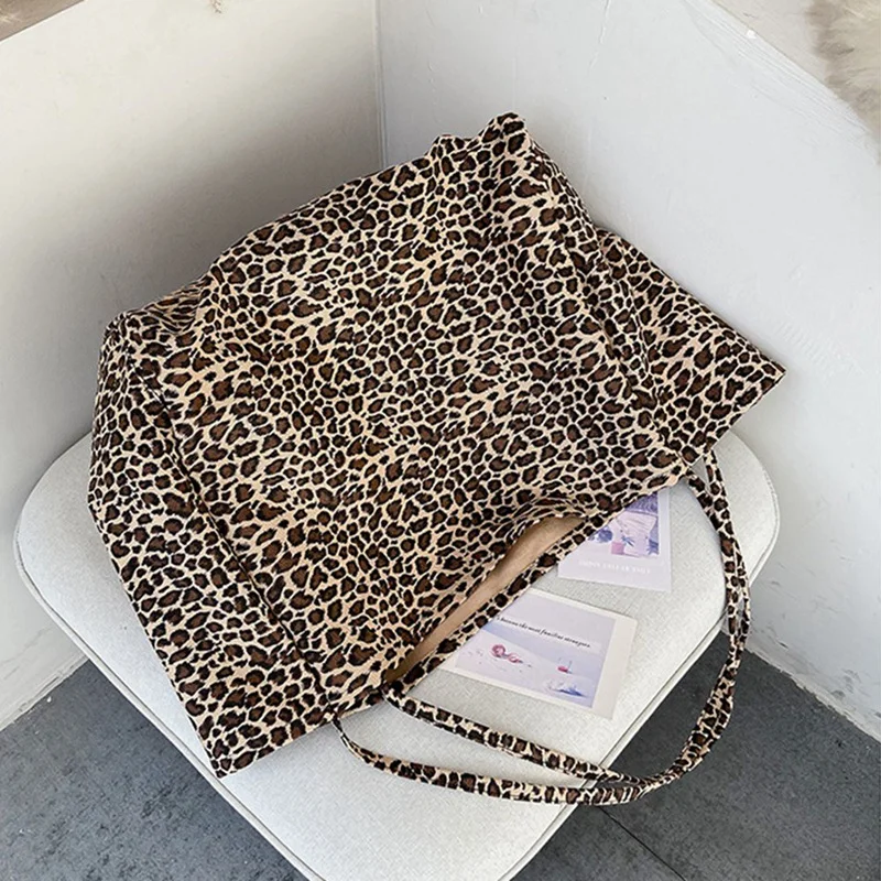 

Fashion Leopard Print Cloth Bag Women's One Shoulder Big Bag Commuter Versatile Portable Shopping Bag