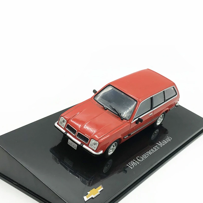 

Красная модель автомобиля IXO 1:43 1981 Chevrolet Marajo