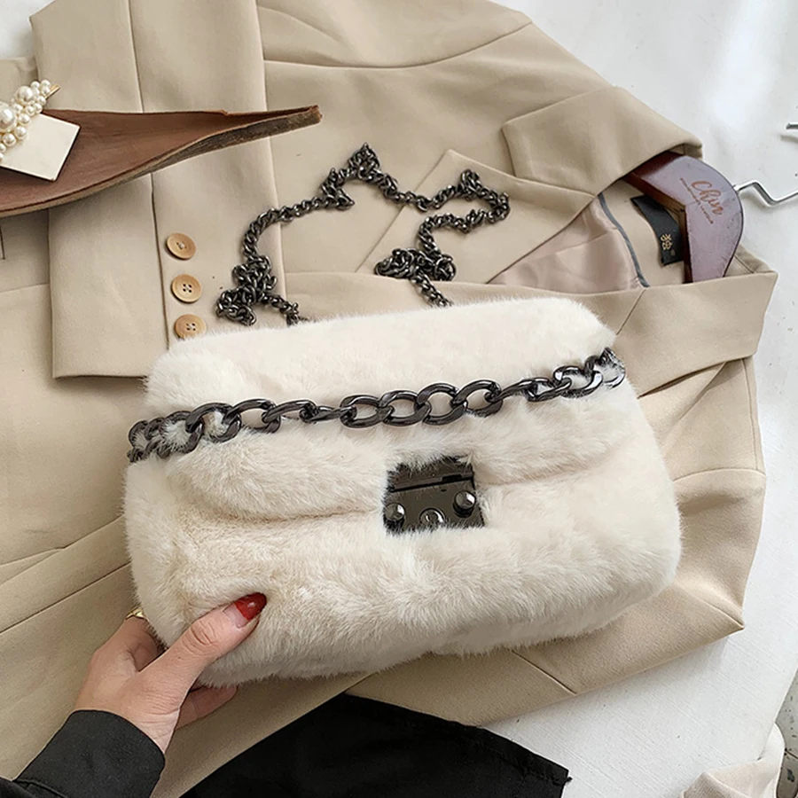 

Vintage Chain Furry Women Shoulder Bags Luxury Faux Fur Crossbody Messenger Bag Small Purse 2021 Designer Soft Plush Handbag New