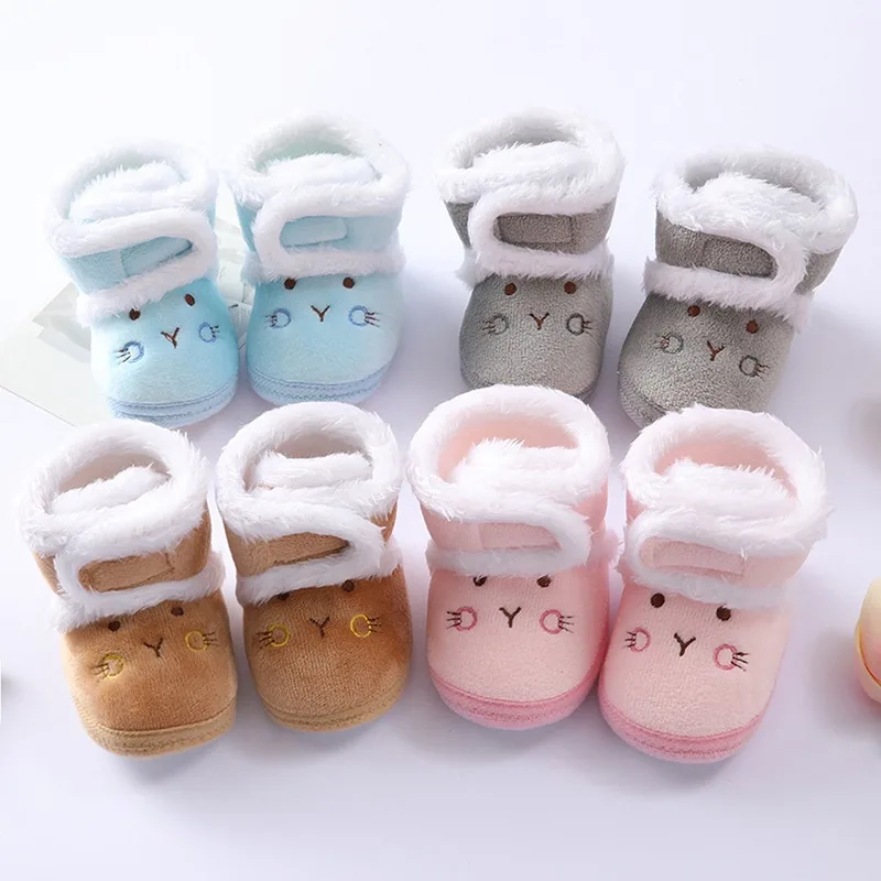 

2022 Baby Newborn First Walkers Unisex Cozie Faux Fleece Bootie Winter Warm Infant Toddler Crib Shoes Classic Floor Boys girls