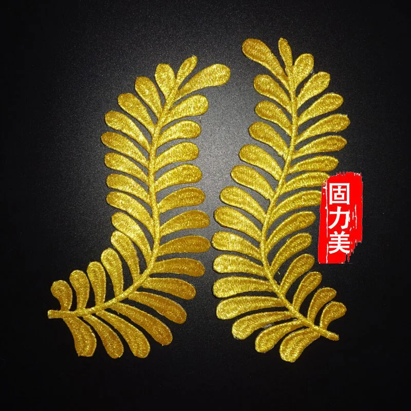 3 пары носков золотого серебряного цвета зеленый клей Утюг на палочке одежда