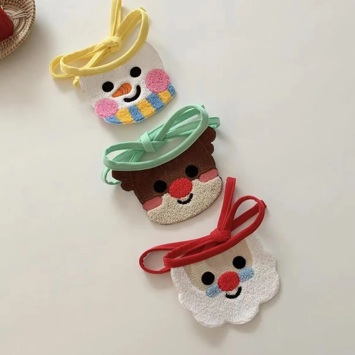 

Слюнявчик для домашних животных, милая Рождественская фотография, карман для слюны для кошек, слюнявчик, Бишон, Тедди, померанский Кот, иску...