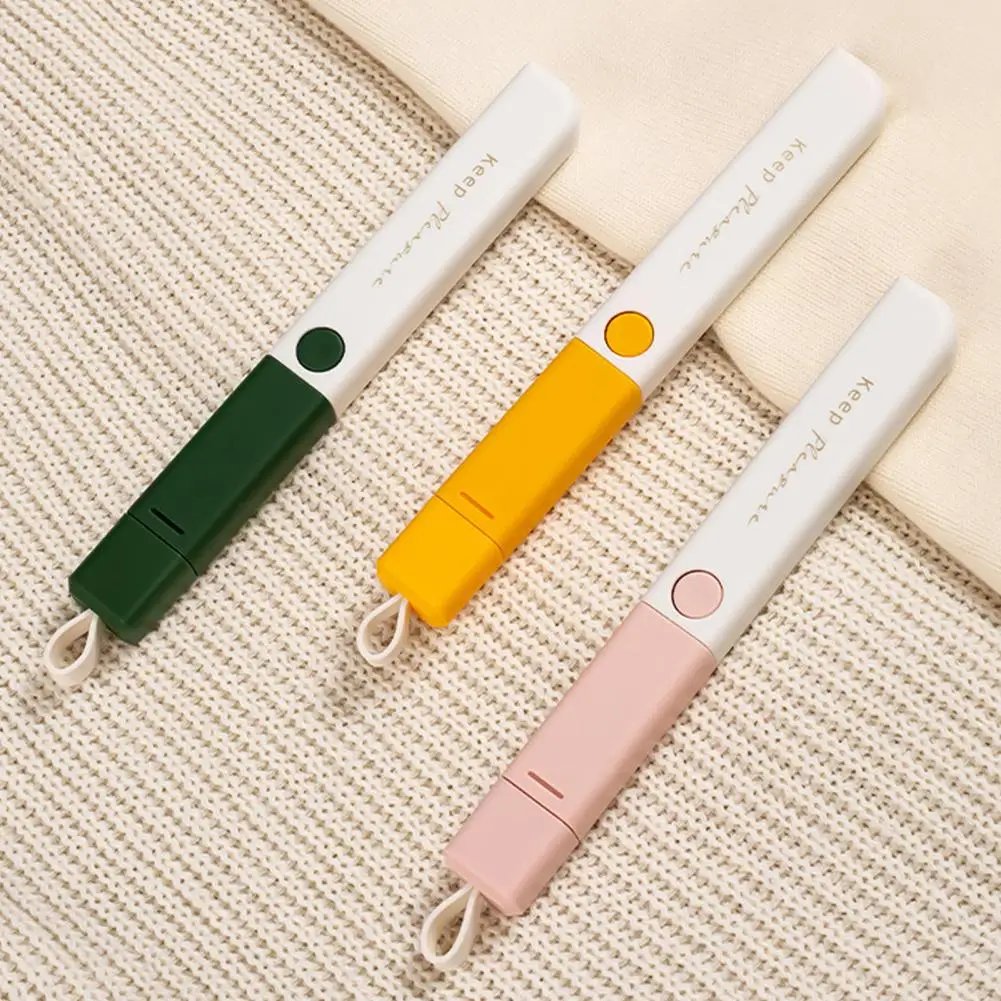 Portable Lint Remover Pet Hair Brush Manual Roller Sofa Clothes Cleaning Fuzz Fabric Shaver Tools |