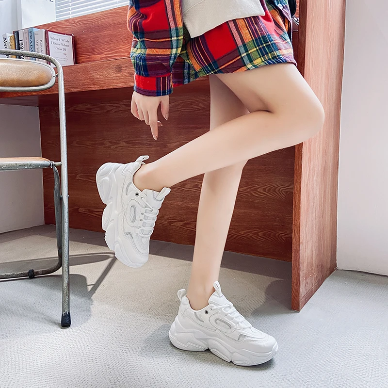 

Autumn 2021 new Korean version daddy shoes students running sports shoes heightening shoes leisure fashion women