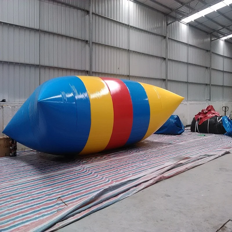 Надувной прыгающий мешок blob размер 3*2 м игра с водным батутом аквапарк|Надувные