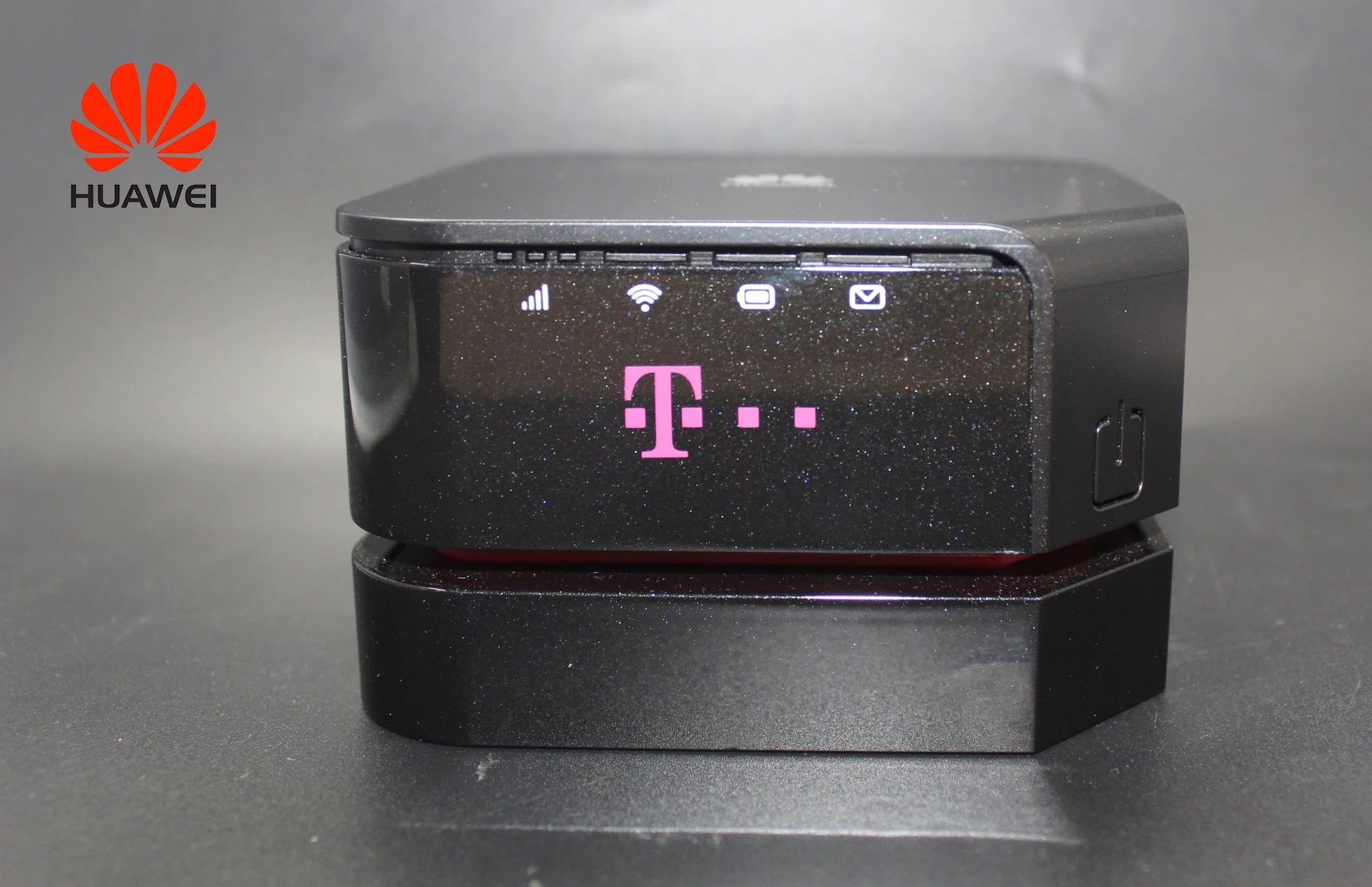 

Unlocked Huawei E5170 E5170s-22 4G LTE WiFi Router Mobile Hotspot router 4G Portable WiFI Modem Router PK E5180