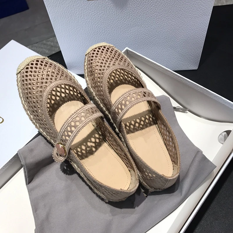 

Air Mesh Wmomen Sneakers Sexy Cuts Out Buckle Strap Women Casual Shoes Runway Breathable Flats Loafers Espardrilles For Women
