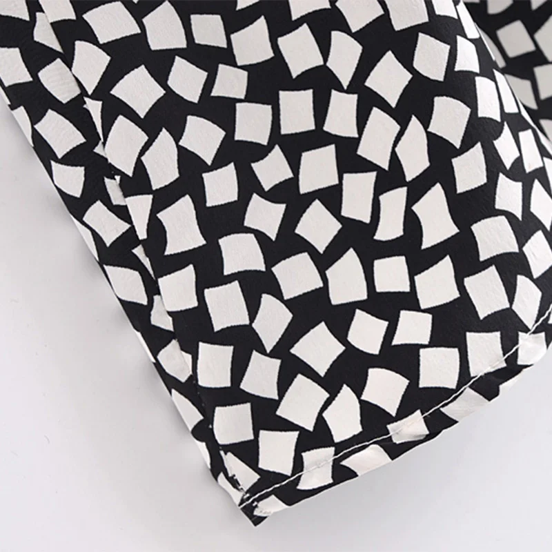 

Elegant a geometric midi print line dressed feminine short sleeve dressed vintage chic divide summer dresses