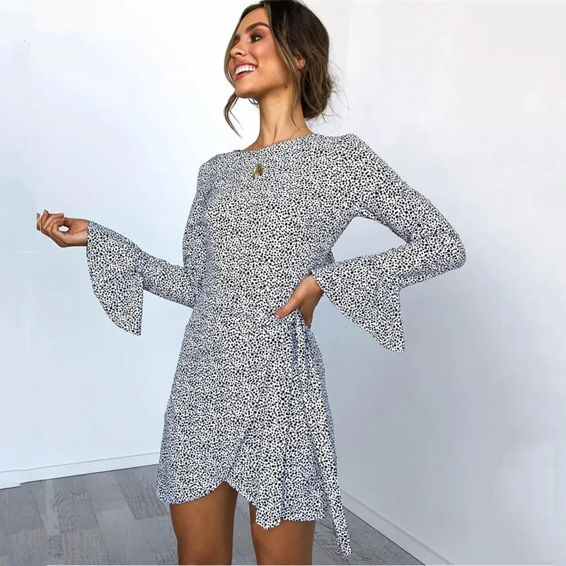 Женское Короткое платье Осень Зима с длинным рукавом сексуальное Асимметричное