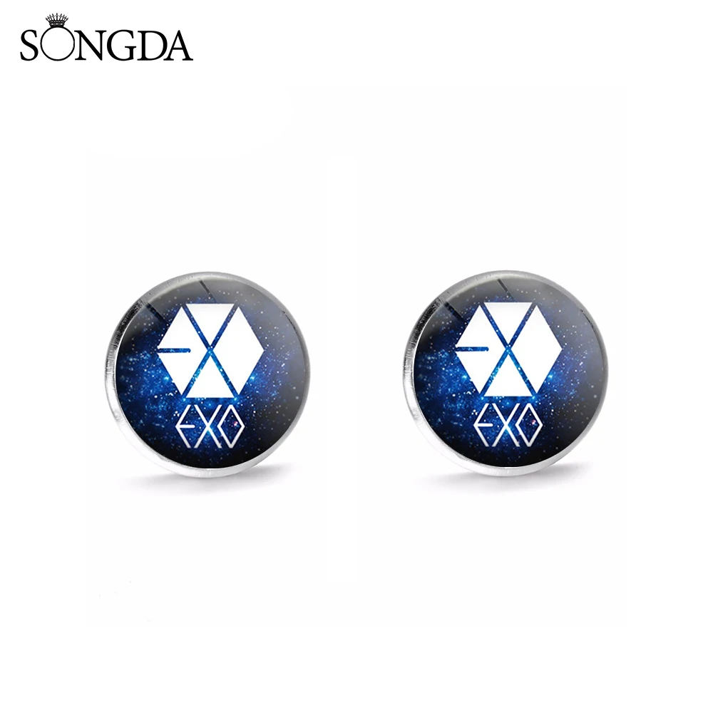 

Harajuku KPOP Star Ear Stud Fashion Korea Idol EXO Logo 3D Printed Glass Cabochon Mini Stud Earrings Hip Hop Jewelry Gift