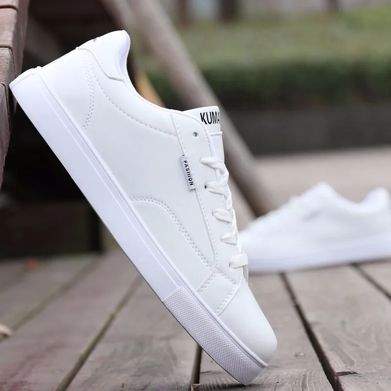 

Men's Sneakers 2020 Summer Lightweight Sneaker Casual Man Shoes White Sneakers for Men Brand Men Sneakers Flat Shoes