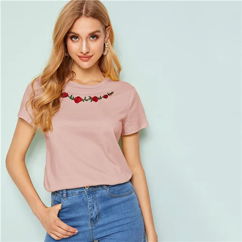 SHEIN женская футболка с вышитым цветочным принтом, женская одежда, топы, Повседневная летняя футболка с круглым вырезом и коротким рукавом - Цвет: Розовый