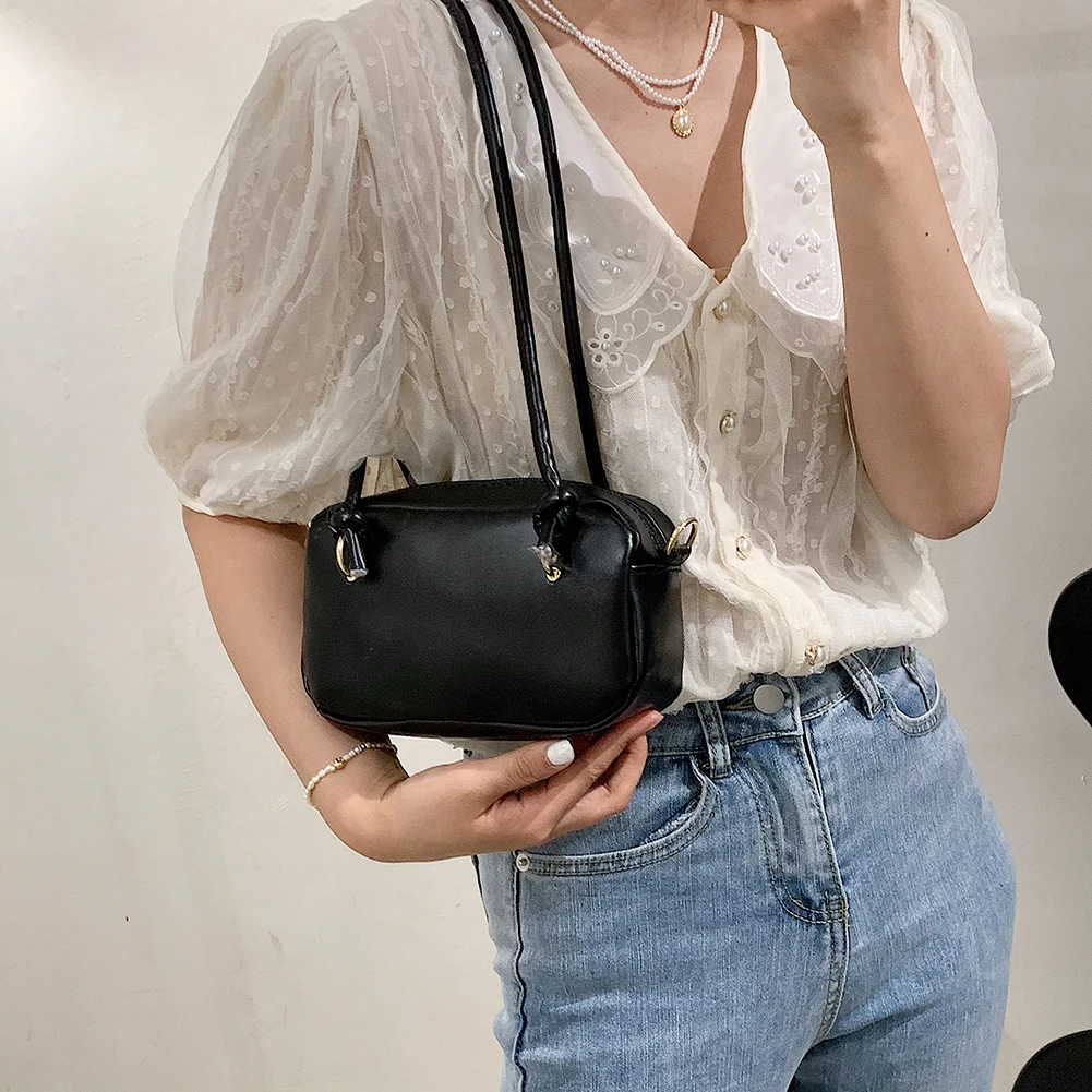 

Повседневная сумка через плечо для женщин, маленький кошелек популярного цвета из искусственной кожи для девушек, элегантные многофункцио...