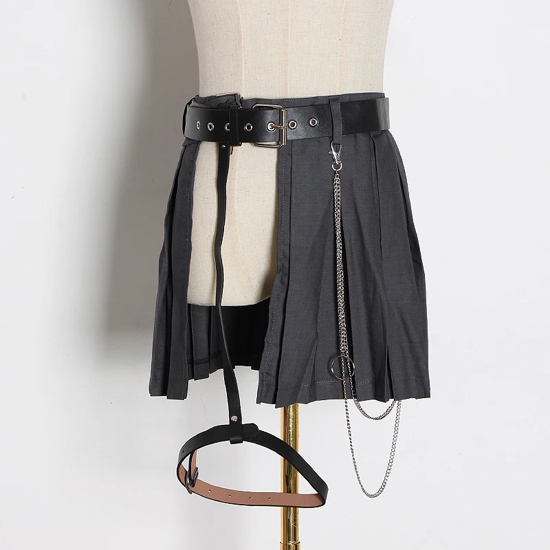 Женская плиссированная мини юбка TWOTWINSTYLE летняя белая с высокой талией и поясом