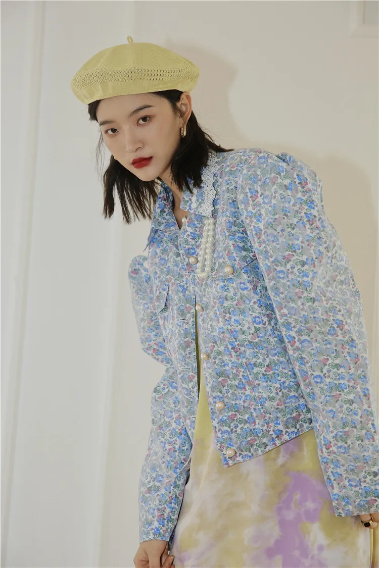 

CHEERART Floral Puff Sleeve Women Jackets Spring Autumn Designer Coat Pearl Button Lace Cover Cropped Jacket Fall 2020 Fashion