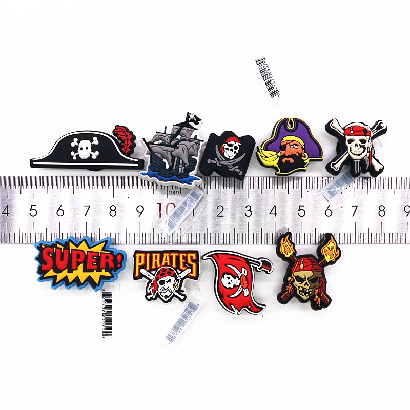 

Wholesale Luxury 3D Skeleton Shoe Accessories Super Pirate Ship Banner Deaigner Shoes Clog Charms for Croc JIBZ Kids Party Gifts