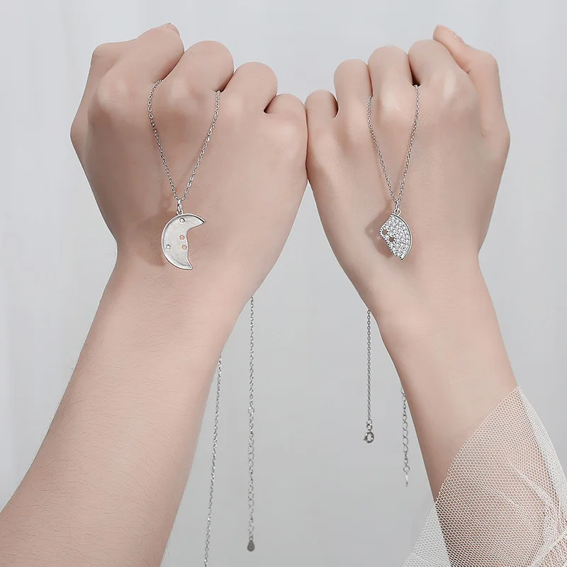 

S925 New Button Couple Necklace Sterling Silver Men and Women Creative Stitching Clavicle Chain Simple Coin Pendant