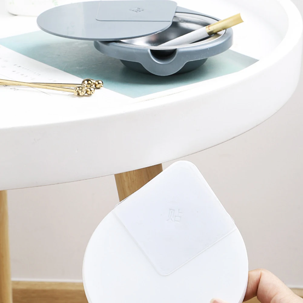 Творческий под столом пепельница 360 ° Вращение сигарет держатель мусора