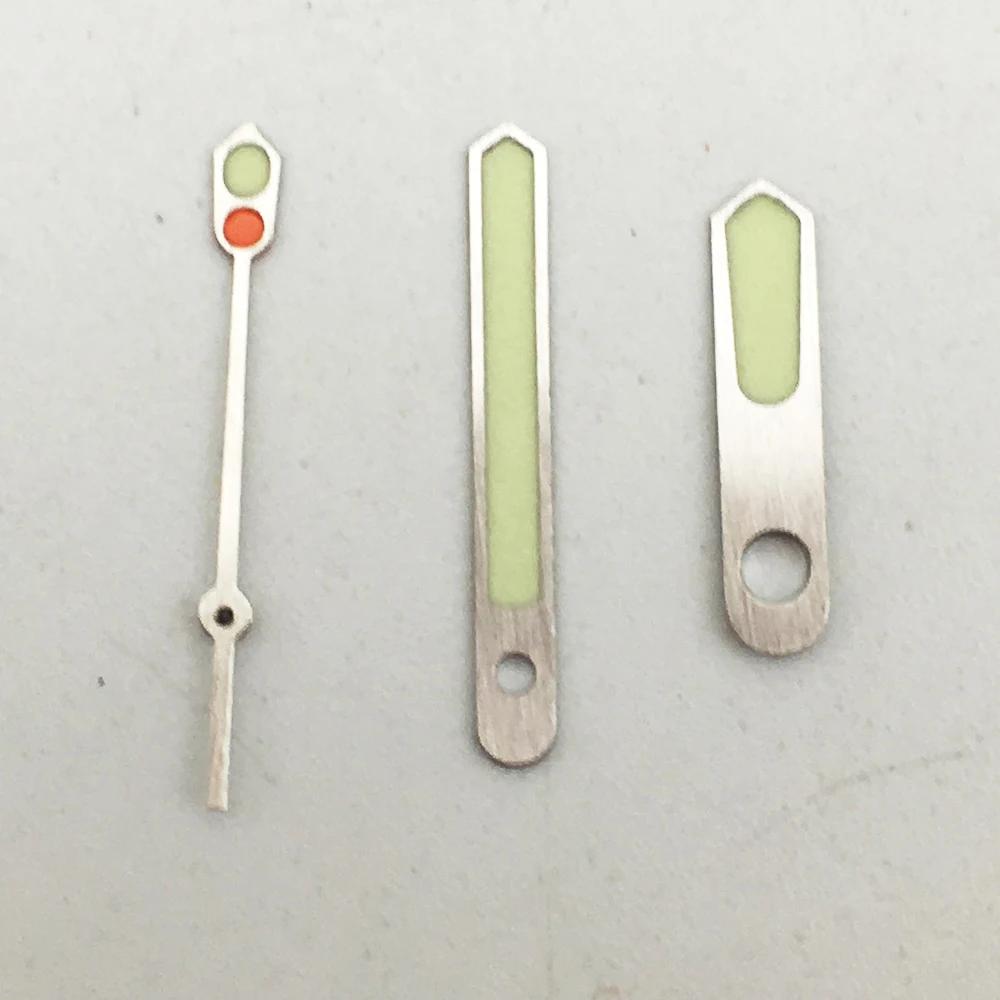 

SKX007/SKX009 Watch accessories Luminous hands with NH35 NH36 movement A17