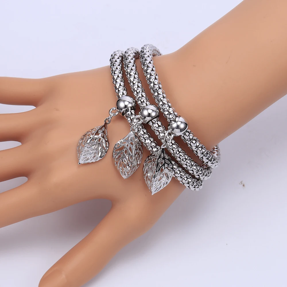 Женский серебристый браслет с подвеской в виде листьев и кристаллами | Украшения