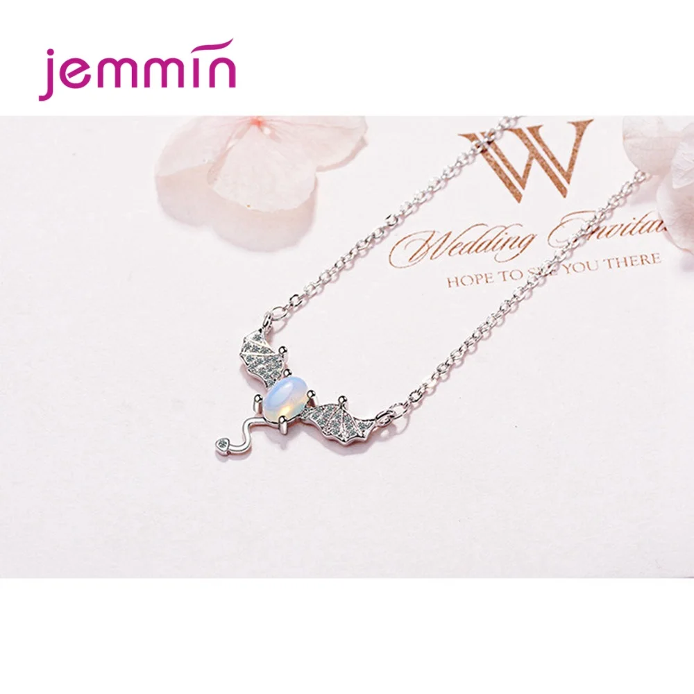 Изысканные 925 серебряный овальный камень подвески ожерелья Прохладный Bugbat