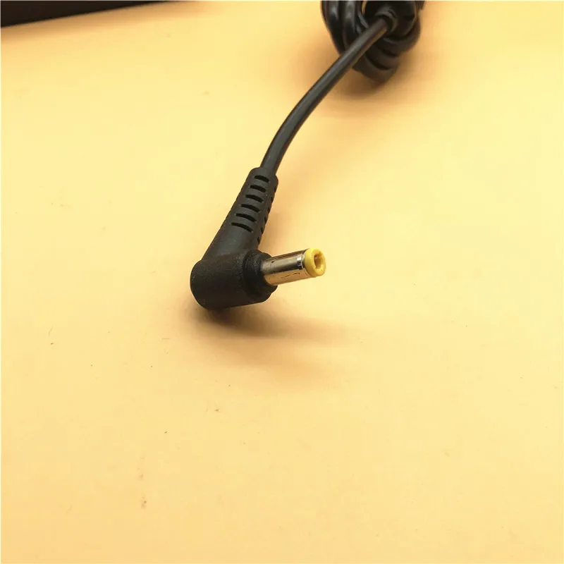 

laptop power adapter 19V 4.74A 90W 5.5*1.7MM For ACER laptop charger