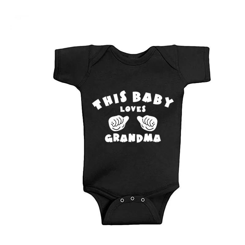 Черный Боди для новорожденных с надписью «This Baby Loves Grandma»; черный хлопковый боди для маленьких мальчиков; одежда для малышей от 0 до 18 месяцев - Цвет: Черный