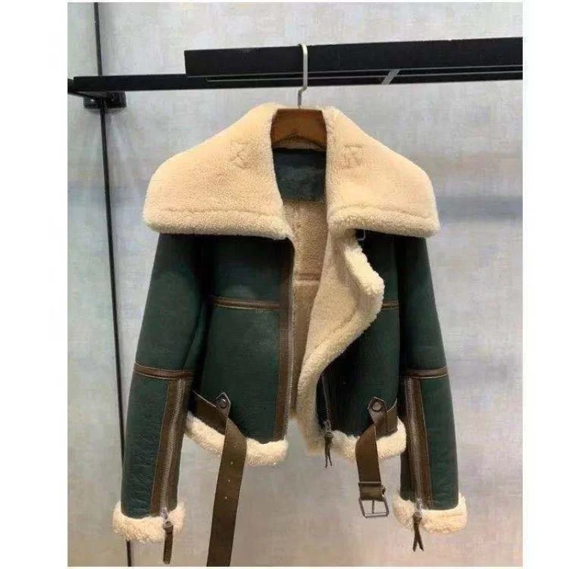

2020 Winter New Plus Size Women's Large Lapel Thickened Short Fur One-piece Sheep Plus Velvet Jacket Tide Women Leather Jacket