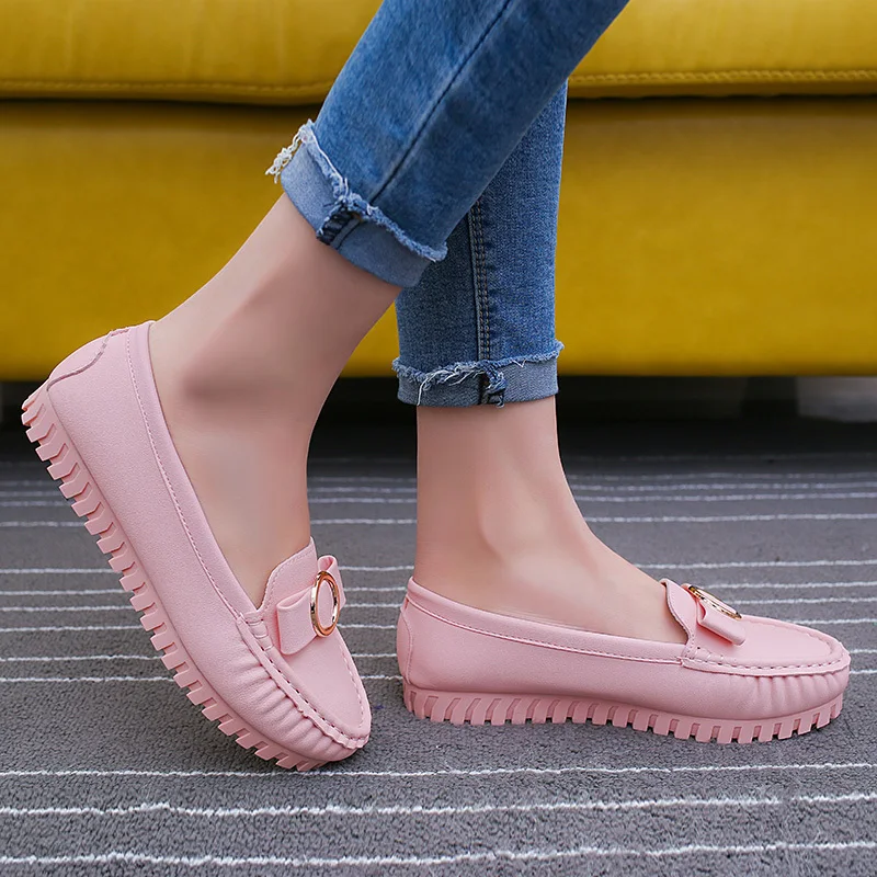 Лоферы женские на плоской платформе удобные туфли оксфорды без застежки