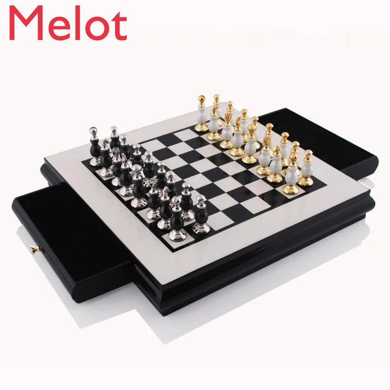 

High-End Fashion Chess Soft Decorative Ornaments Home Crafts Premium Gift Set