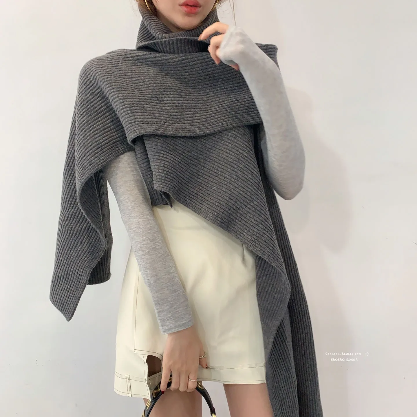 

SuperAen 2021 Solid Irregular Turtleneck Pullover Casual Sleeveless Knitted Shawl Cloak Sweater Top Female