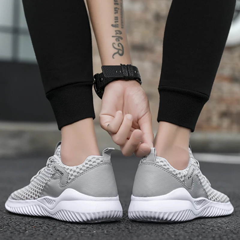 

Brand Men Casual Shoes 2020 Summer Autumn Hollowed-out Mesh Surface Large Size 46 Breathable Mesh Sneakers Men's Light Sneakers