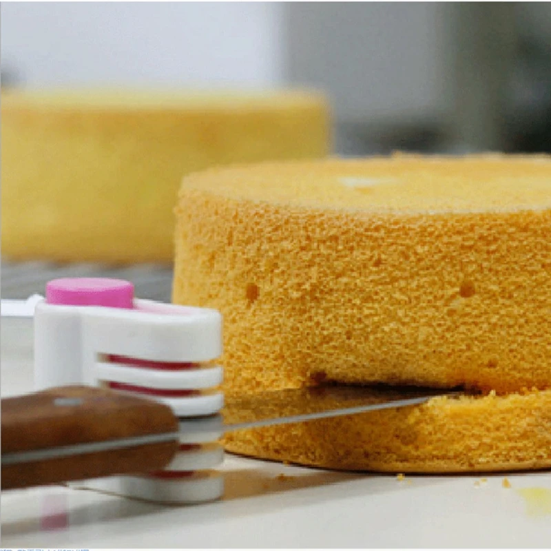 

2Pcs DIY Cake Slicer Toast Cutter Splitter 5 Layers Stratification Auxiliary Bread Leveler Kitchen Fixator Cutting Tools