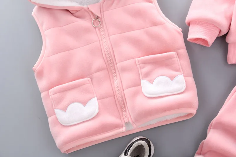 Комплект одежды с героями мультфильмов для маленьких мальчиков и девочек зимняя