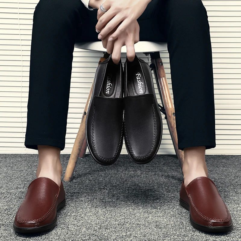 

2021 Summer Genuine Leather Loafers Comfortable Slip On Flat Shoes Lightweight Breathable Moccasins Business Formal Male shoes