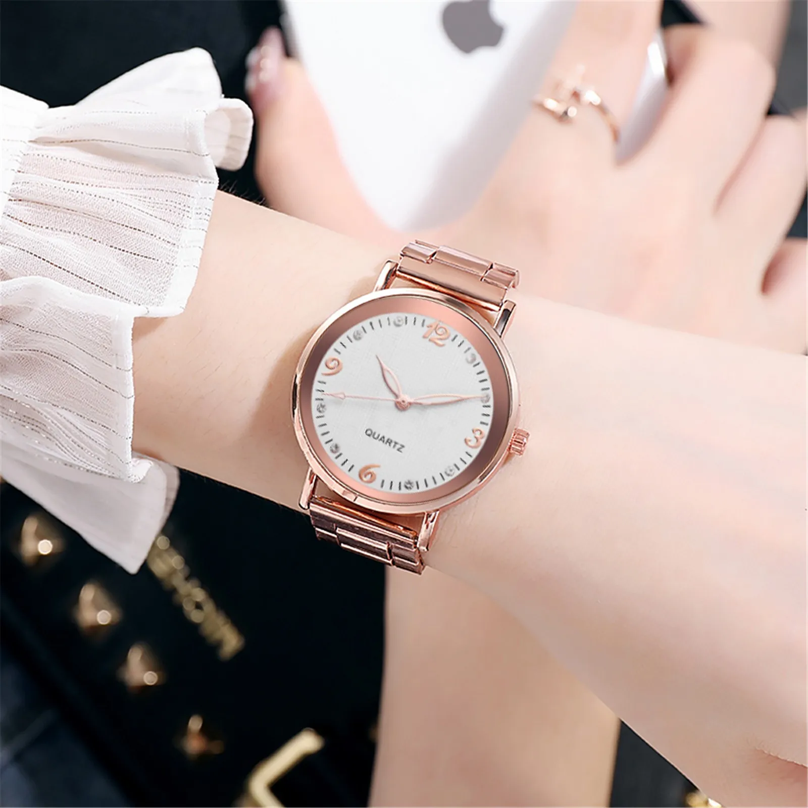 

Popular Women Casual Net With Stars Decoration Fashion Wild Belt Watch High-quality Waterproof Stainless Steel Quartz Wristwatch