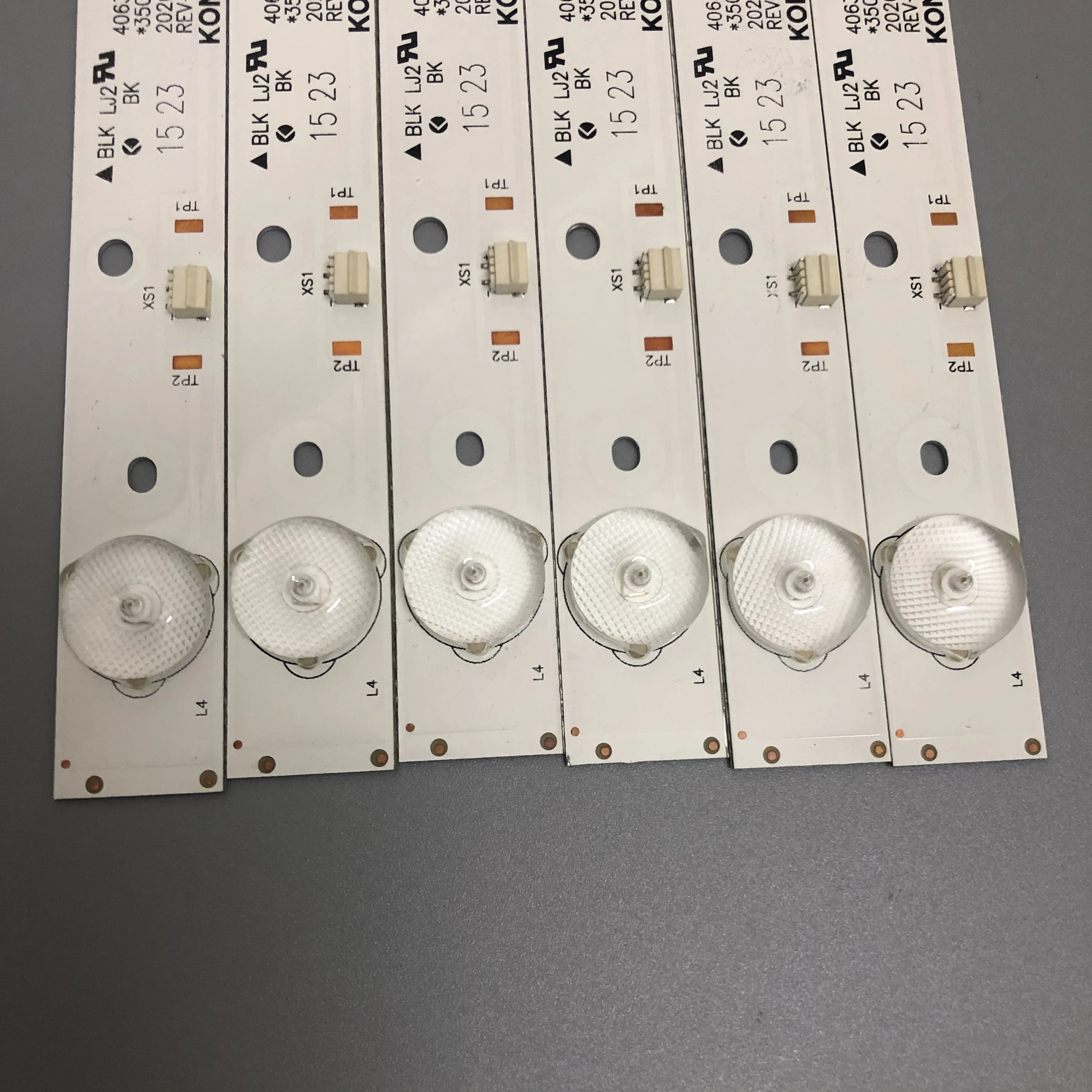 

NEW100%TV LED backlight Bar FOR KONKA 35021107 35021109 4 LEDs( 1 LED 6V) Dl4053 40l2500 40l1500