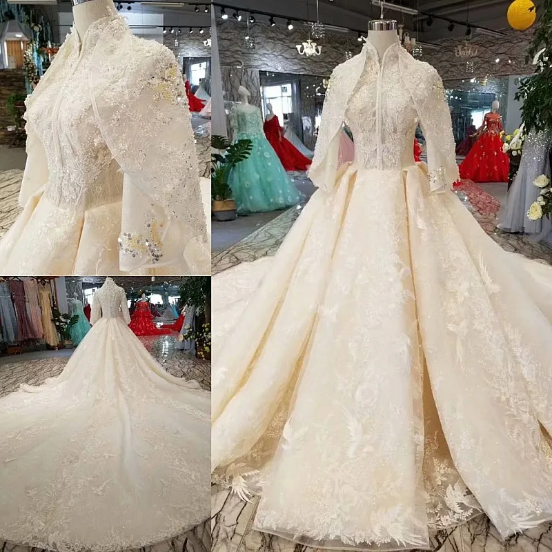 

Champagne Lace Wedding Dresses Elegant Applique Half Sleeve Bride Dress Cathedral Train Bridal Gown Custom Made