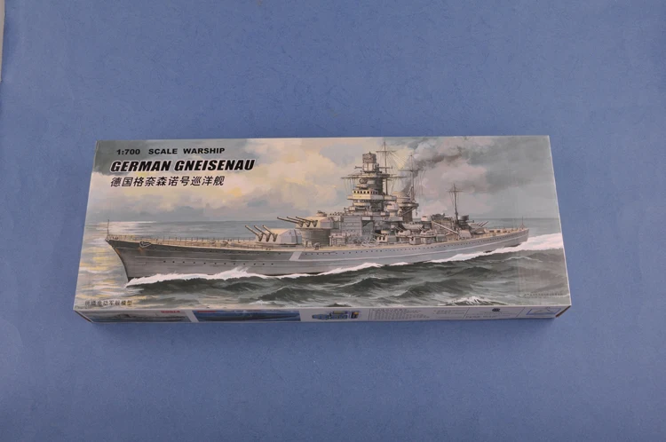 1:700 Масштаб Второй мировой войны немецкий круизер GNEISENAU пластиковая Сборная
