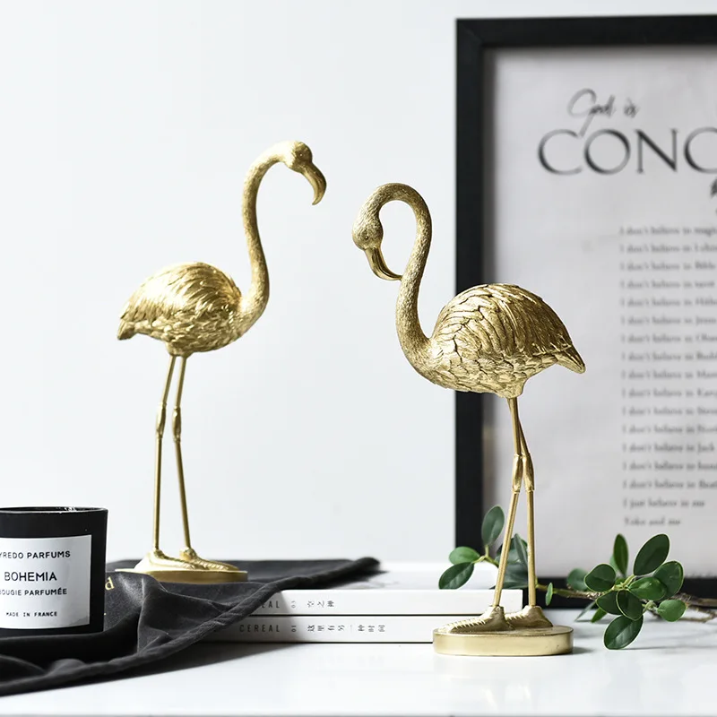 

Golden Standing Flamingo Decoration Resin Sculpture Figurine Statue Ornament Artcrafts Table Centerpiece Miniature Home Decor