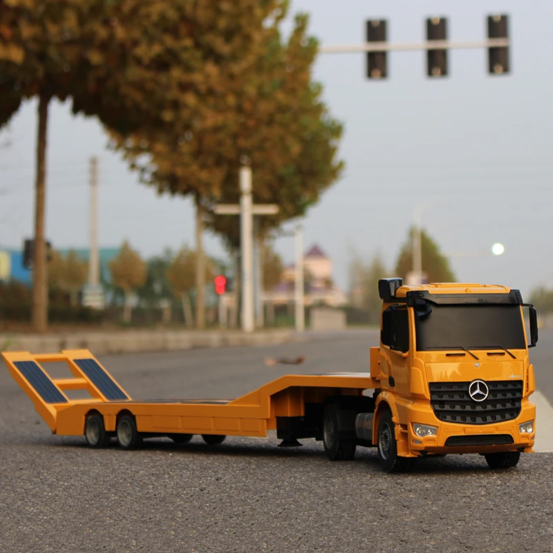 радиоуправляемый грузовик